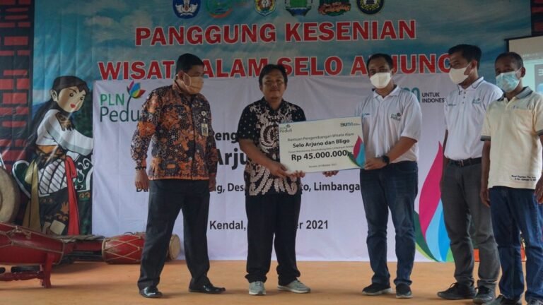 PLN Peduli Bantu Wisata Alam Selo dan Bligo