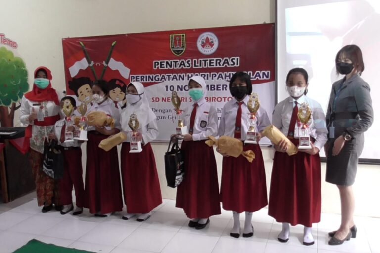 SDN Sambiroto 2 Adakan Pentas Literasi