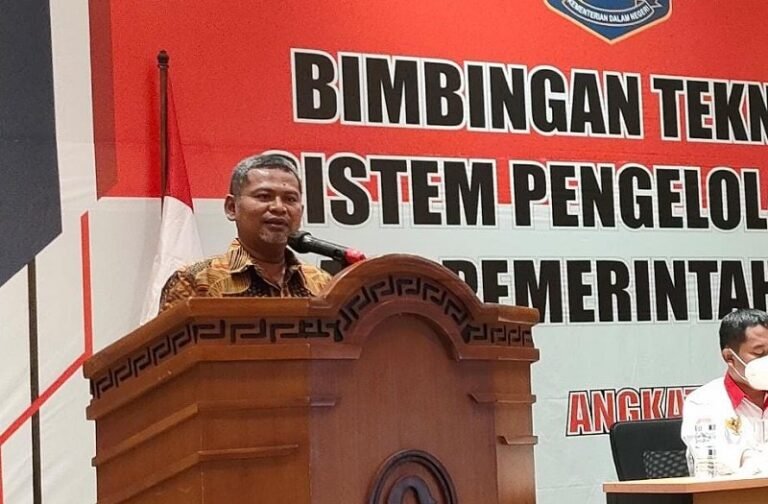 Mengisi Bimtek Pengawasan Aset Desa, Pemred Jateng Pos Tekankan Koordinasi