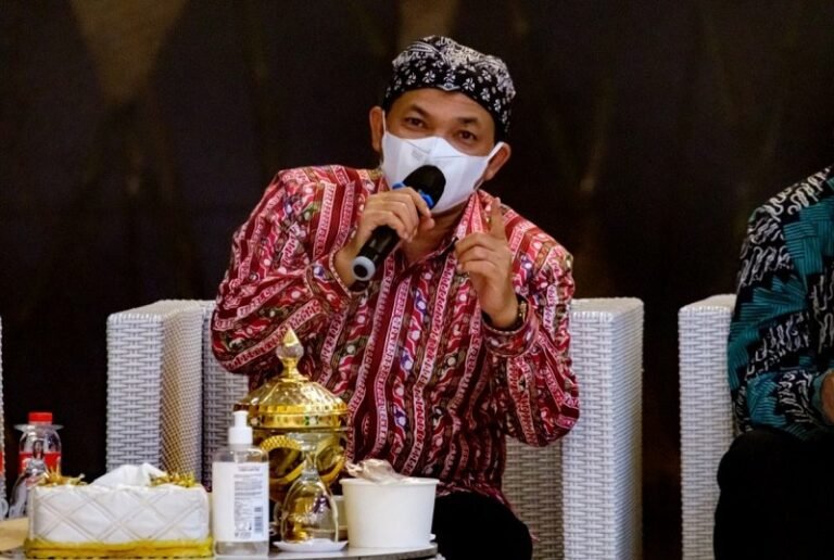 Bupati Semarang Ngesti Nugraha Gencarkan Penerapan Sipades