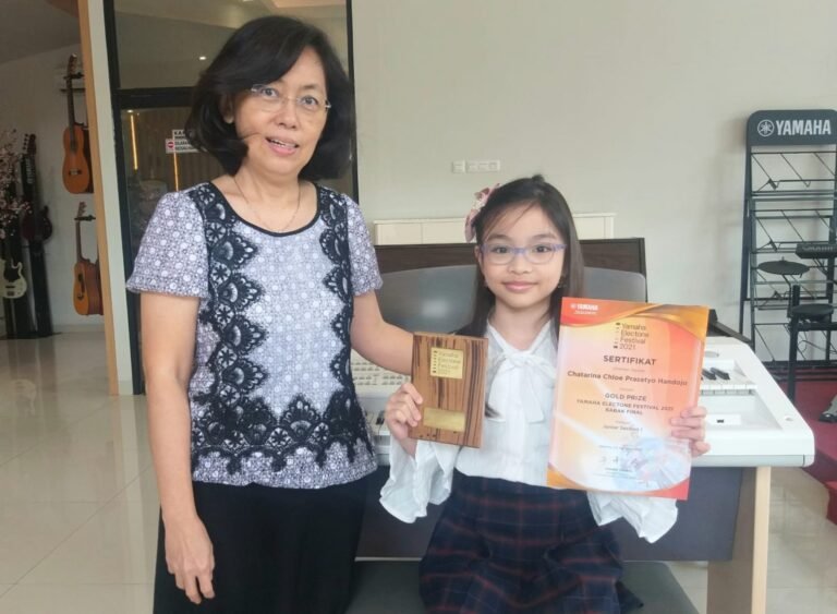 Chatarina Raih Dua Prestasi Bakat Musik Electone 