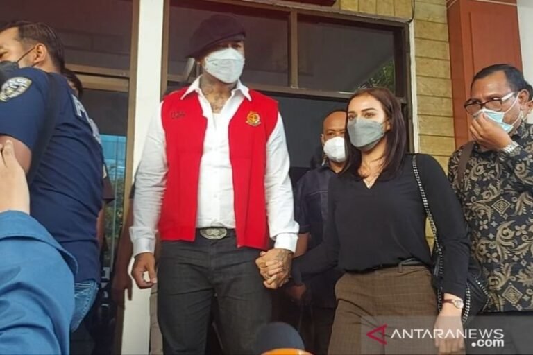 Jerinx Mulai Jalani Penahanan di Rutan Polda Metro