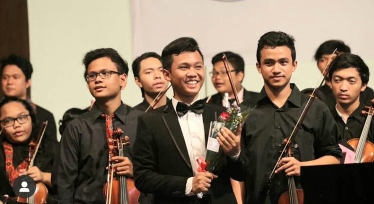 Alfa Bintang, Tapaki Industri Musik Orkestra Profesional