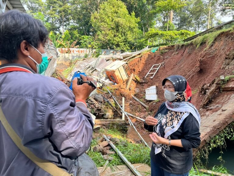 Longsor Landa Kelurahan Ngijo Gunungpati