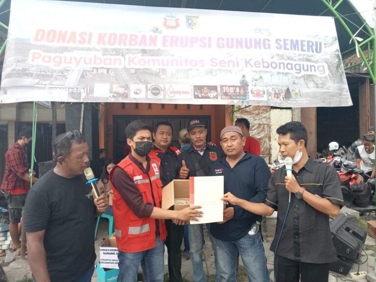PAMMI Demak Bantu Korban Semeru 