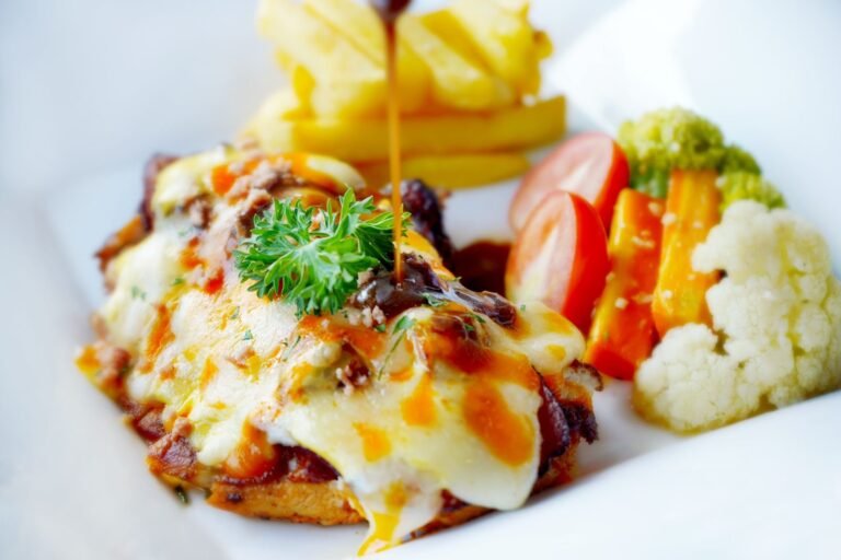 “Melted Spring Chicken” Manjakan Kuliner Pelanggan