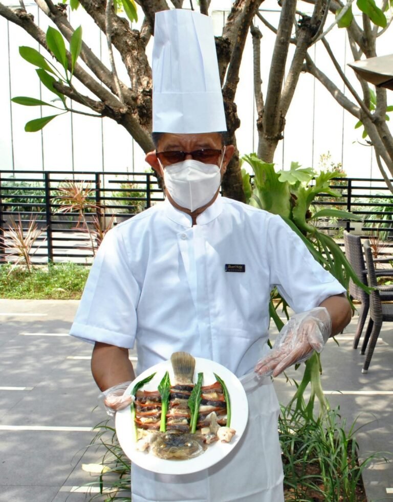 Sambut Imlek Sajikan Menu Khas Chinese