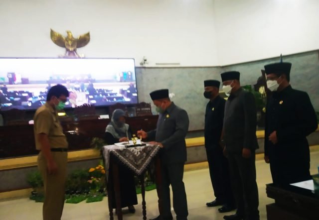 Ketua DPRD Tegal Minta Pemkab Kembangkan Produk Lokal agar Berdaya Saing