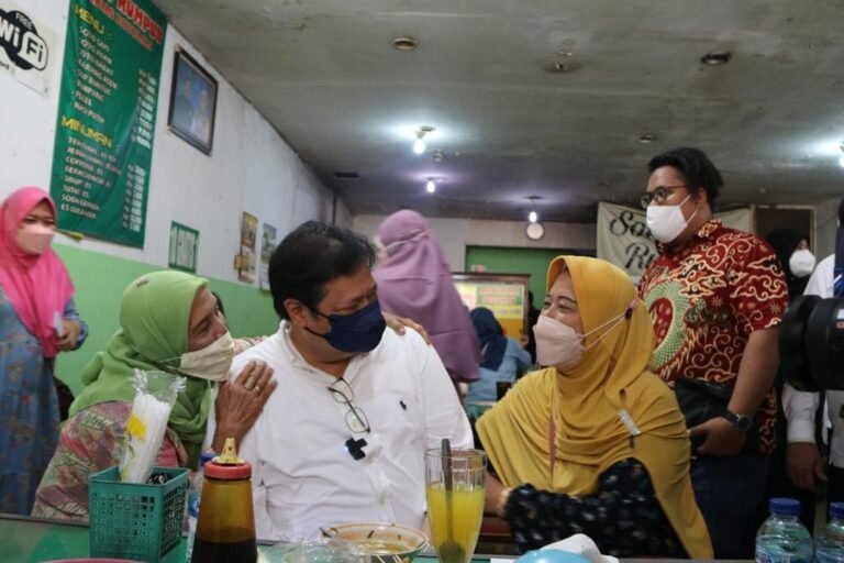 Menko Airlangga Nikmati Kuliner Tradisional Salatiga