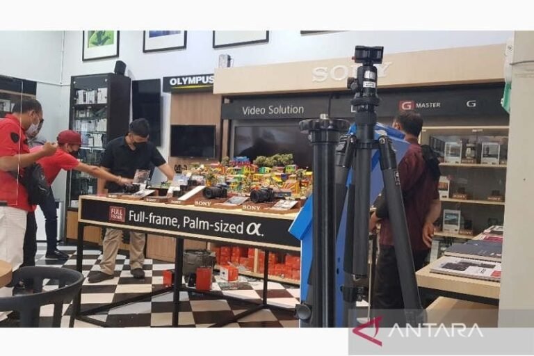 Polisi Tangkap Terduga Perampok Toko Kamera di Semarang