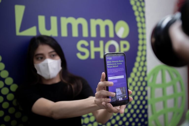 Hadirkan Digital UMKM Lokal “LummoSHOP”
