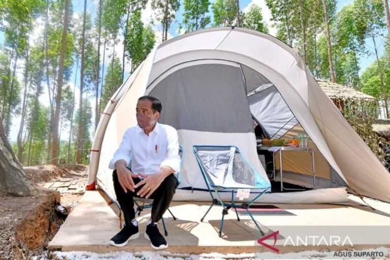 Berkemah Bareng Ibu Negara Sampai Selasa Siang, Tenda Jokowi Dilengkapi Mi Instan