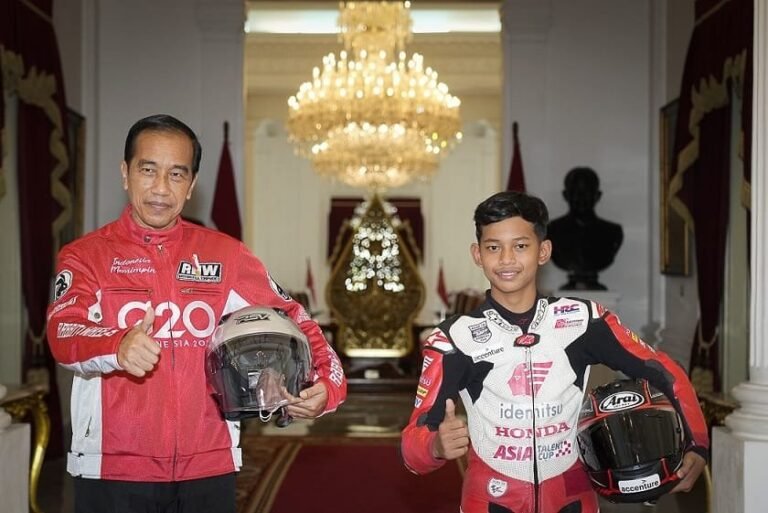 Pebalap Astra Honda, Veda Ega Bertemu Presiden RI