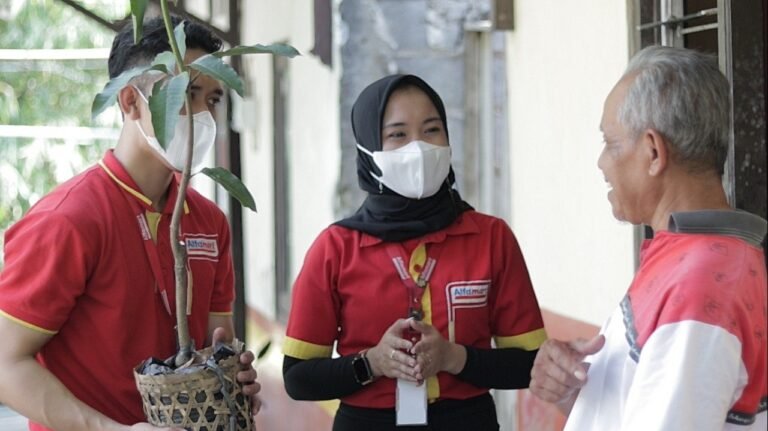 Gagas Kampung Alfamart Sahabat Bumi