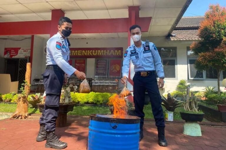Petugas LP Semarang Gagalkan Penyelundupan Pil Koplo Bercampur Makanan
