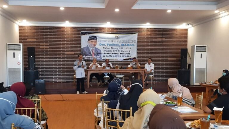 Kader Partai Nasdem Semarang Tingkatkan Persaudaraan
