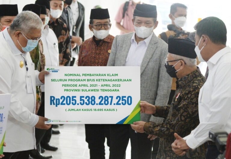 Wapres Serahkan Manfaat Program dan Beasiswa BPJS Ketenagakerjaan