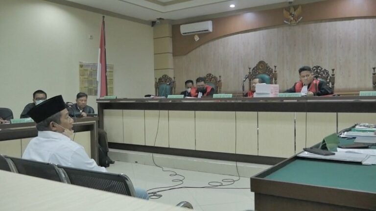 Terdakwa Suap IUP Tanah Bumbu bersaksi di Persidangan Tipikor Banjarmasin