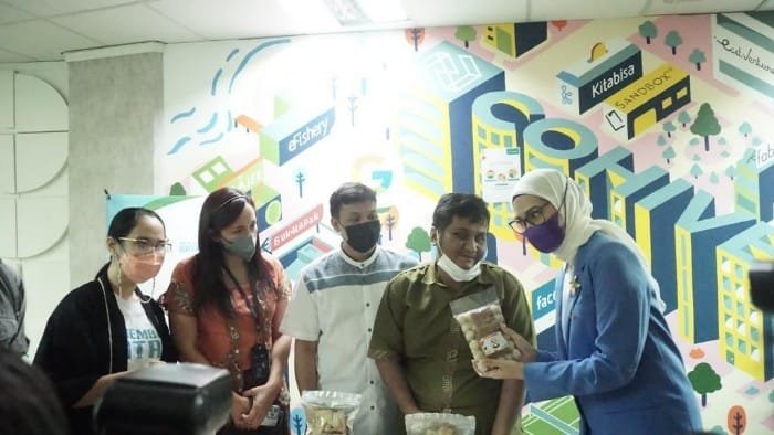 Berdayakan Disabilitas, PLN Berikan Pelatihan Digital ‘Entrepreneur’ dan Beasiswa Prestasi