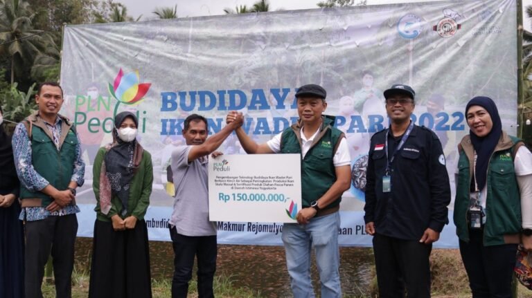 PLN Dukung Peningkatan Budidaya Wader Lewat Teknologi Kincir Listrik