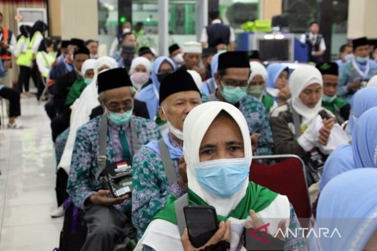 5.370 JCH Embarkasi Solo Jateng Diberangkatkan ke Tanah Suci