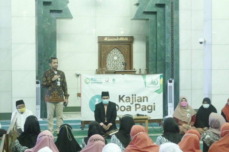 Dirut RSI Sultan Agung Lepas Jamaah Haji 12 Pegawai