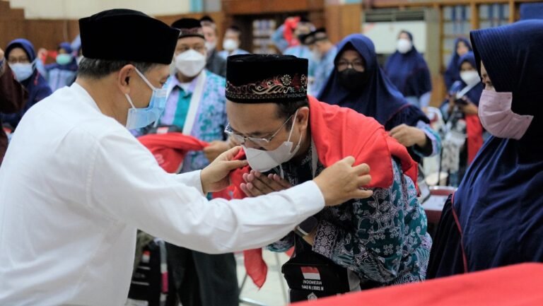 SIG Berangkatkan 113 Jemaah Haji