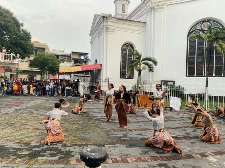 Tim Tari Polda Jateng Melaju Ke Jakarta