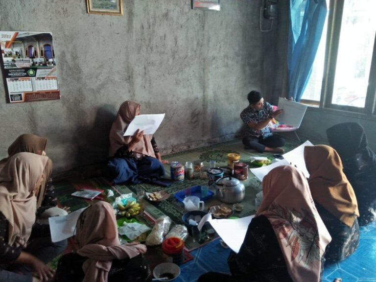Merawat Semangat Tenaga Lini Lapangan melalui Pembinaan Kader Tingkat Basis