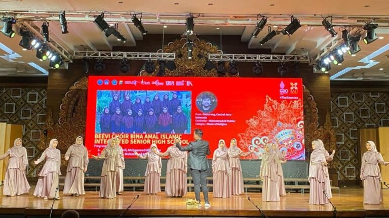 Beevi Choir Bina Amal Raih Silver Medal