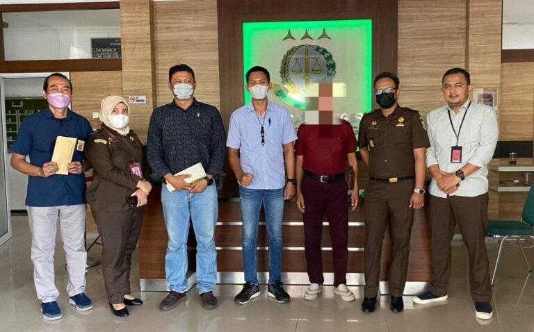 Rugikan Negara Rp1,3 Miliar, Tersangka Pajak Diserahkan ke Kejari Semarang