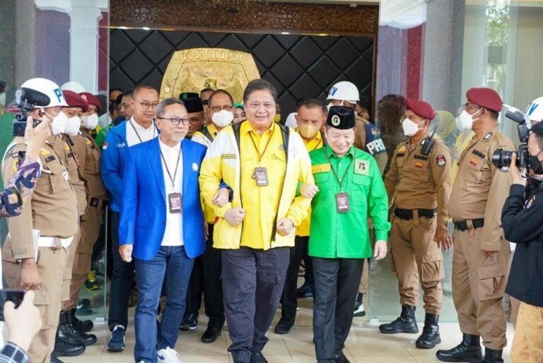 Seperti Hari Penting Jokowi, KIB Daftar KPU pada Hari Rabu