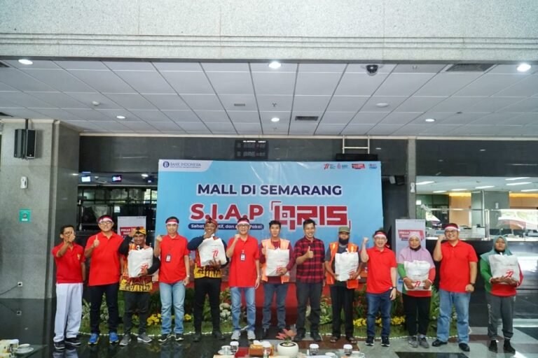 BI Jateng Bagikan 150 Paket Sembako Gratis