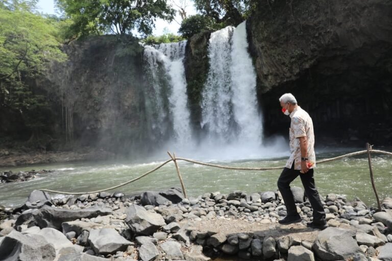 Ganjar Dorong Desa-desa di Jateng untuk Berjejaring