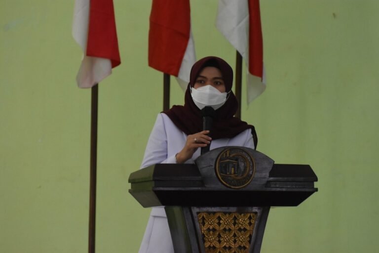 Bupati Buka Seminar Tentang Implementasi Kurikulum Merdeka