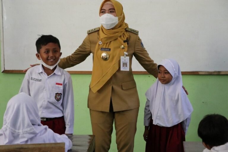 Pendidikan Karakter Bagi Pelajar SD Di Kabupaten Demak