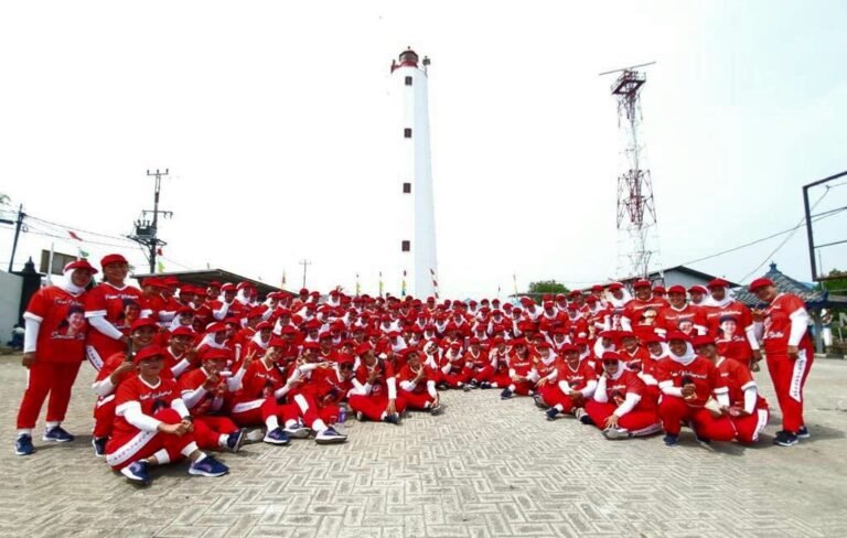 Semangat Warga Lomba Senam SICITA