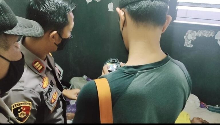 Diduga Masalah Asmara, Aldo Gantung Diri