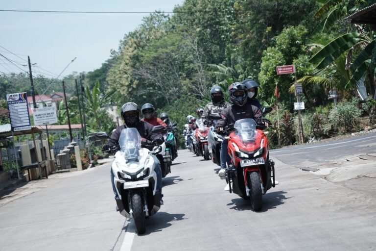 Riding ADV160 Urban Exploride Jateng Tempuh 120 Kilometer