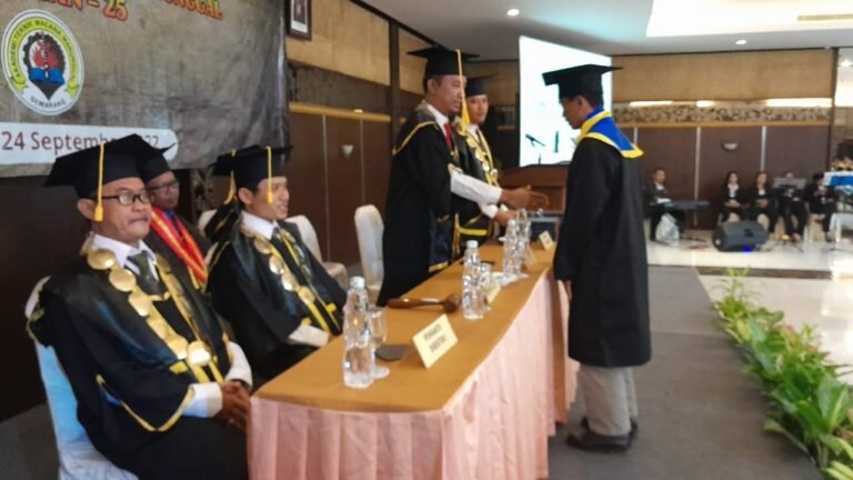 26 Mahasiswa ATWM Semarang Diwisuda, Wisudawan Harus Terus Berjuang