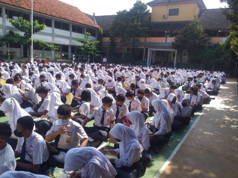 SMP Negeri 1 Sukseskan Gerakan Semarang Membaca