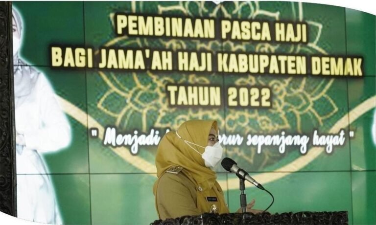 Bupati Ajak Jamaah Haji Kabupaten Demak Menebar Manfaat