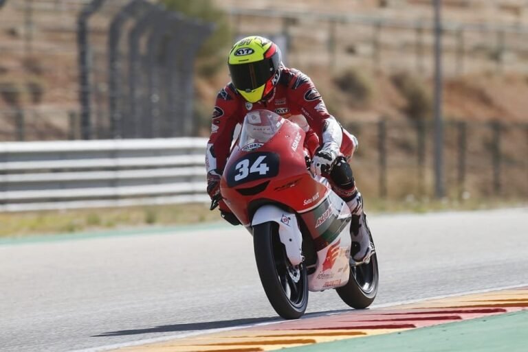 Start dari Barisan Belakang, Arbi Sukses Finish 11 Besar di JuniorGP Aragon