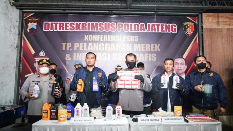 Polda Jateng Ungkap Kasus Produksi Oli Palsu