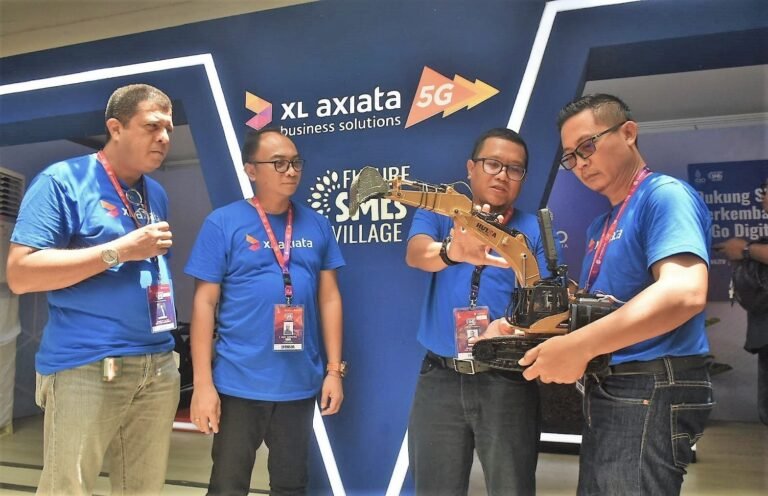 XL Axiata Business Solutions Unjuk Solusi 5G Smart Mining dan Solusi UMKM