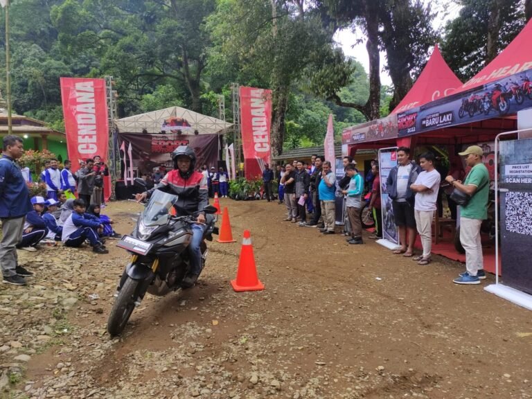 Pertama Kali di Indonesia, Jambore Safety Riding Bagi SMK Binaan Honda se-Jateng