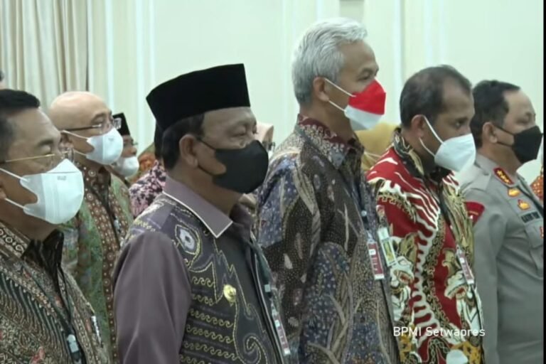 Ganjar Target Seluruh Kota/Kabupaten Miliki Mal Pelayanan Publik