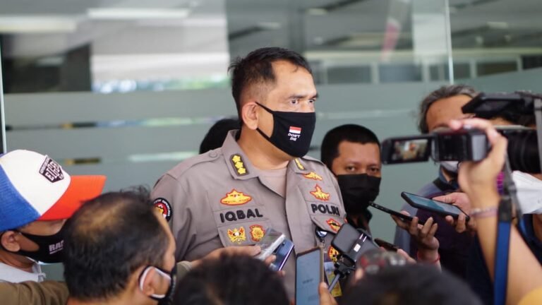 Layanan Call Center 110 Siap Melayani laporan Masyarakat 