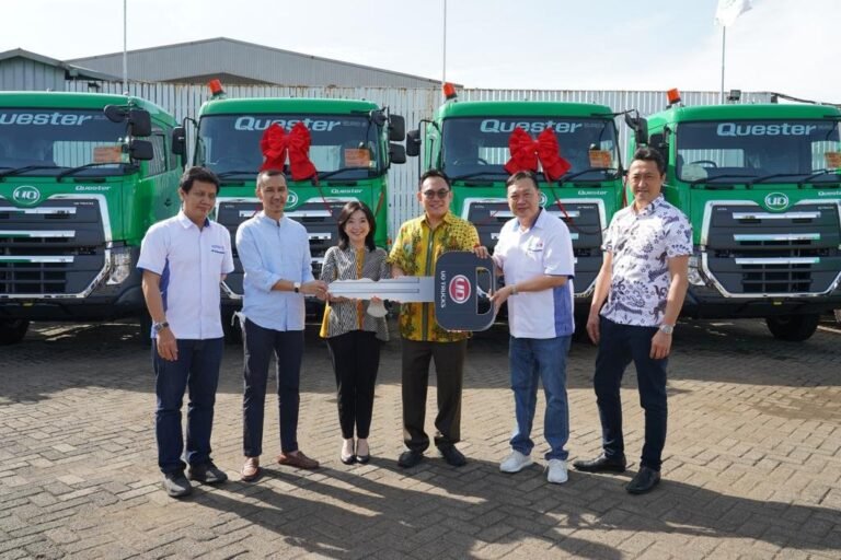 UD Trucks Akhiri Tahun 2022 dengan Serah Terima 32 Unit Quester Euro 5