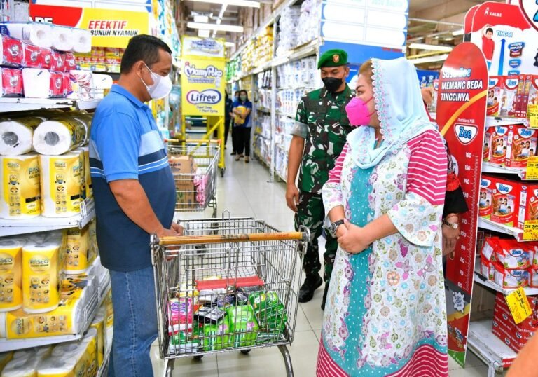 Mbak Ita Tegaskan Ketersediaan Bahan Pokok Jelang Nataru di Kota Semarang Aman